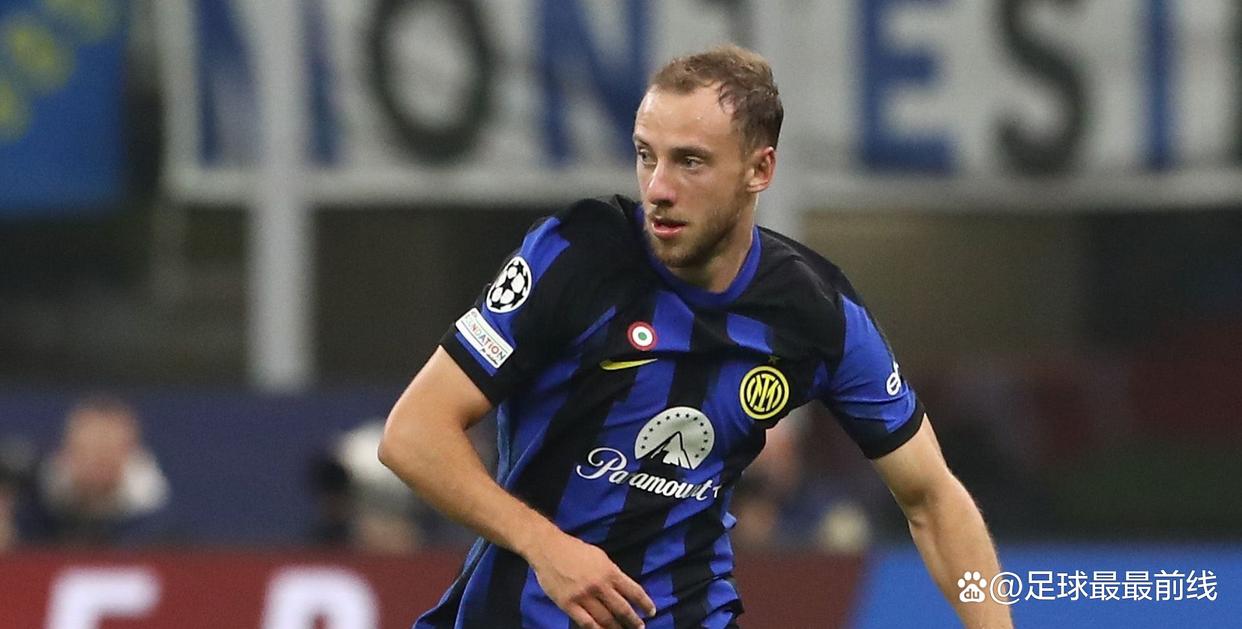 莫斯克拉在对阵小蜜蜂的比赛中伤退，阿森纳后防3人受伤