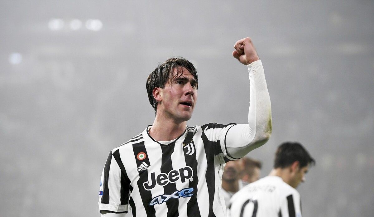 世体：亚马尔与詹姆斯四点相似，追赶乔丹与梅西的寒门天才（世体：亚马尔与詹姆斯有四大共通点，寒门天才正向乔丹与梅西看齐）