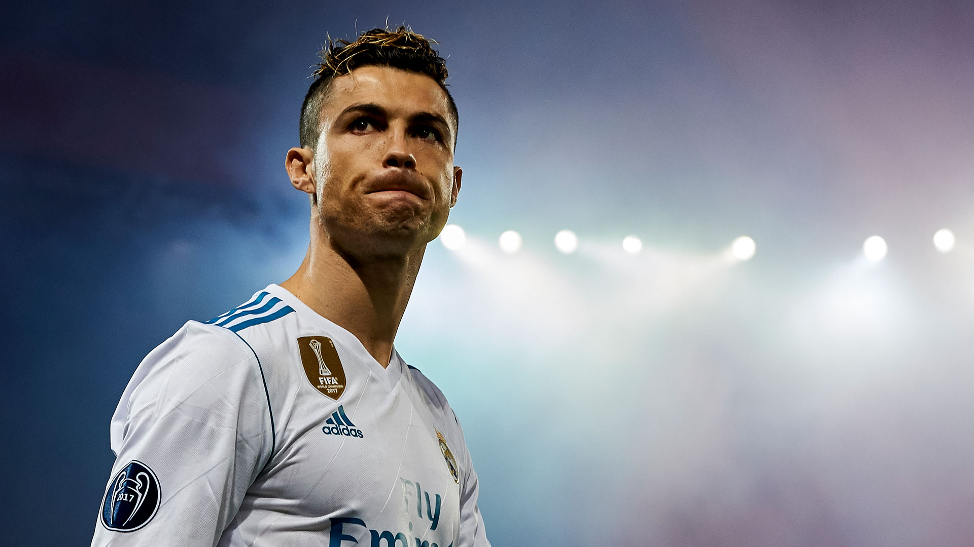 官方：斯坦科维奇从莫斯科斯巴达下课；事前曾用三种语言攻击记者（官宣：斯坦科维奇被莫斯科斯巴达解职；此前曾以三种语言与记者冲突）