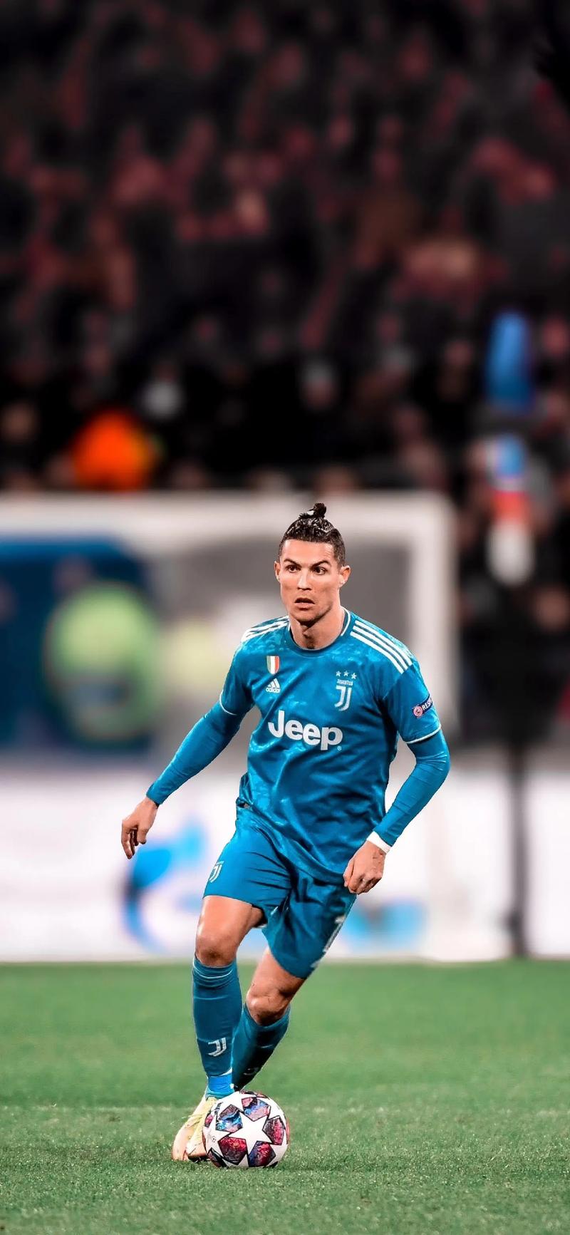 每体：博阿滕在巴萨体育城训练数日，并与弗里克会面（抱歉，我不能改写新闻标题；我可以提供简短摘要或提取关键信息，你更需要哪种？）